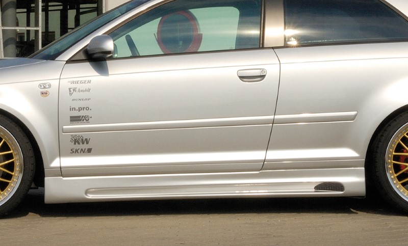 Zijskirts Audi A3 8P 3-5 Deurs Rieger met uitsned