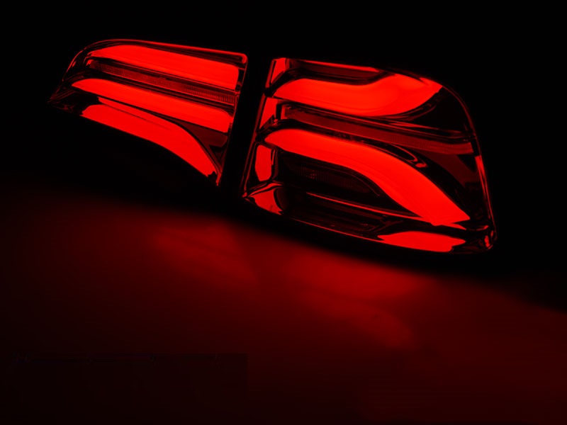 Achterlichten Tesla Model 3 LED Tube smoke