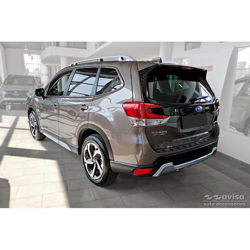 Zwart RVS Achterbumperprotector  Subaru Forester (SK) 2018-2024 'STRONG EDITION'
