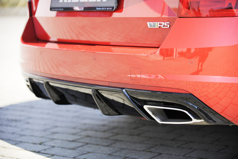 Achterbumper Diffusor Glossy Black Skoda Octavia RS 5E