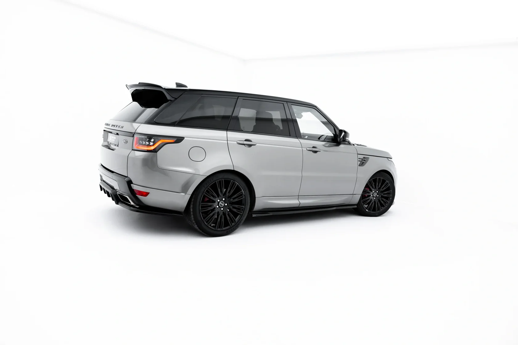 Bodykit Land Rover Range Rover Sport MK2 Maxton Glanzend zwart