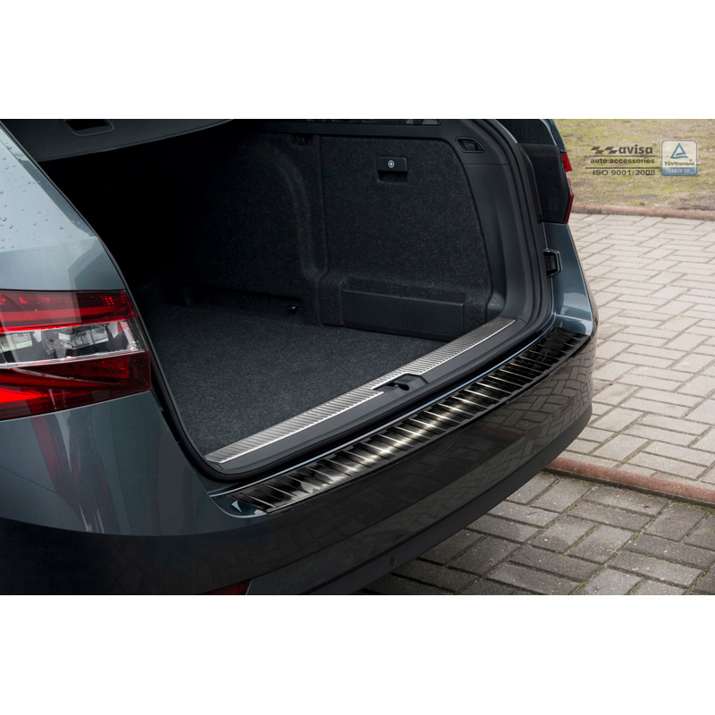Zwart RVS Achterbumperprotector  Skoda Superb III Combi 2015-2019 & Facelift 2019-2024 incl. Scout 'Ribs'