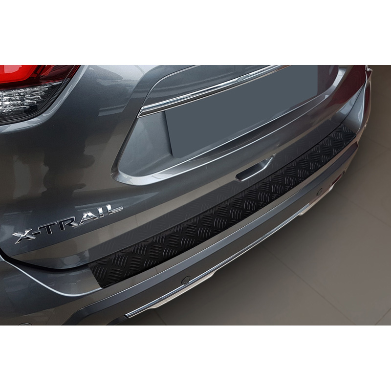 Matzwart Aluminium Achterbumperprotector  Nissan X-Trail III (T32) Facelift 2017-2021 'Riffled Plate'