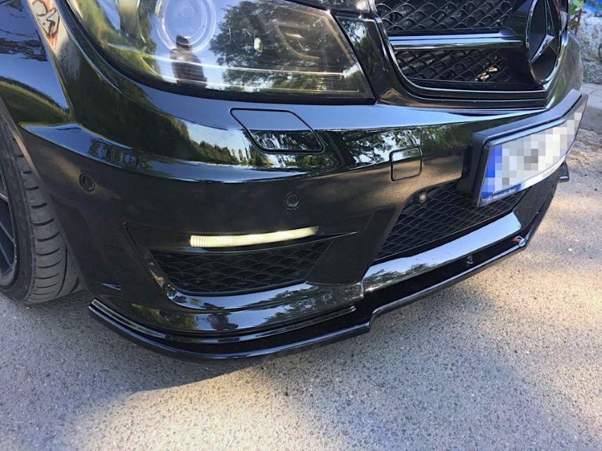 Voorspoiler passend voor Mercedes AMG C63 W204 Maxton Design glans zwart