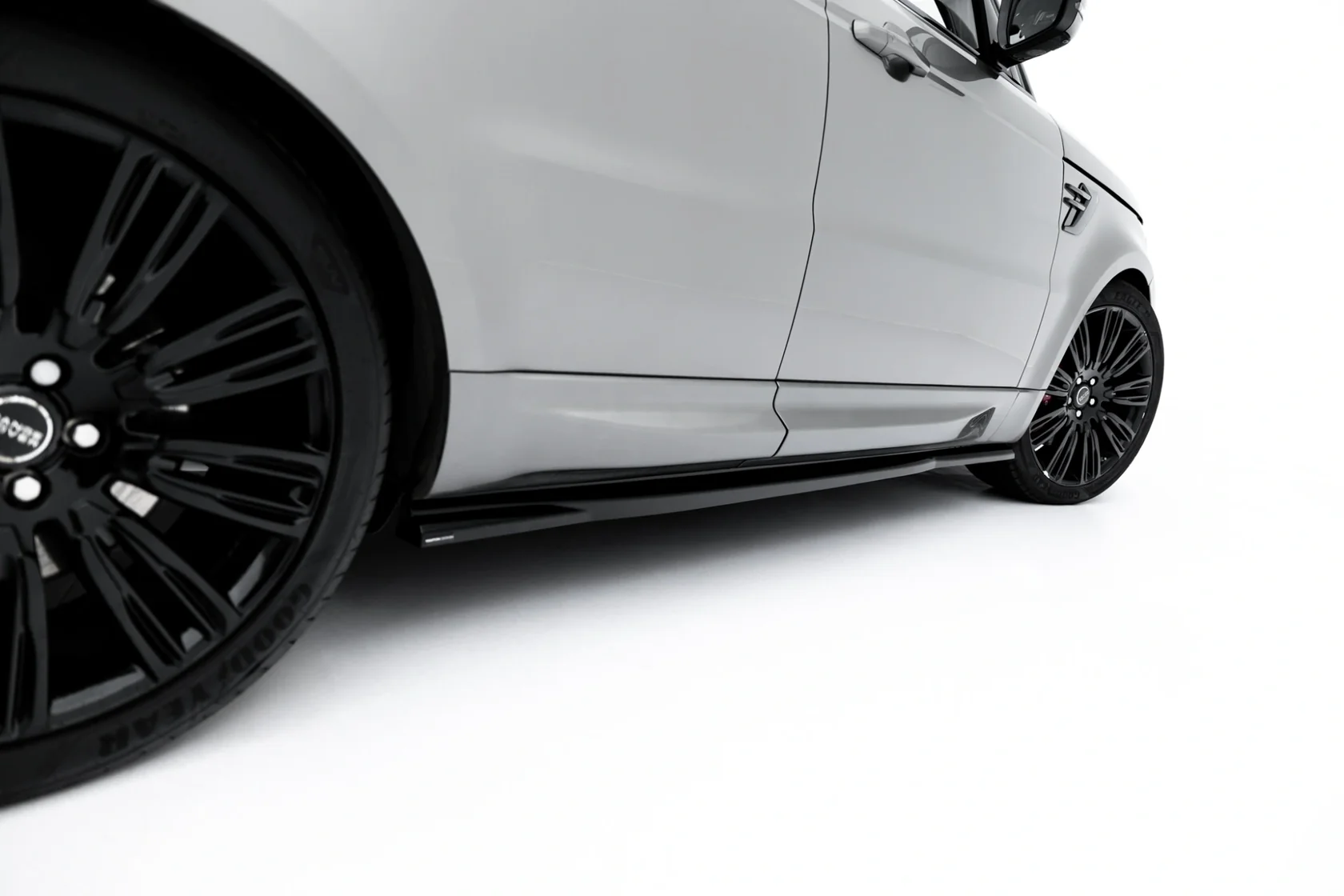 Bodykit Land Rover Range Rover Sport MK2 Maxton Glanzend zwart