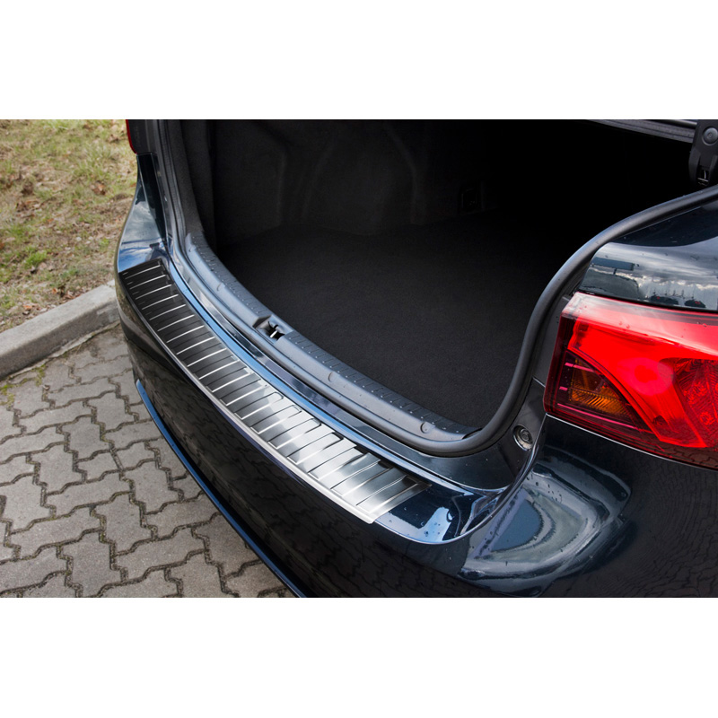 RVS Achterbumperprotector  Toyota Avensis III Sedan Facelift 2015- 'Ribs'