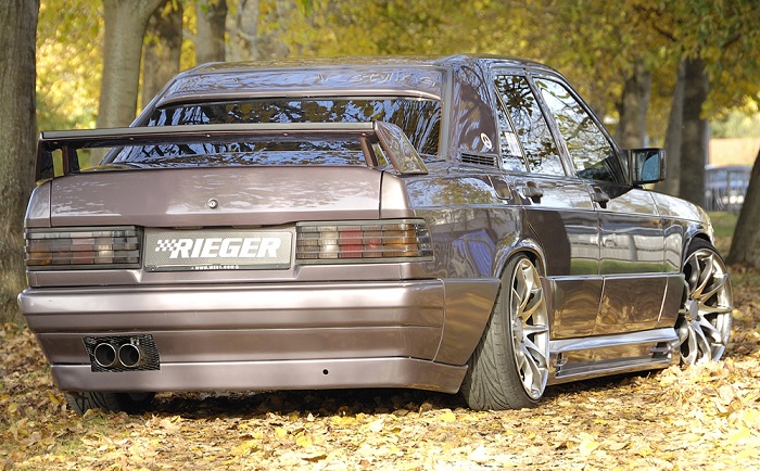 Achterbumper Diffusor zonder uitsparingen Mercedes W201 Rieger