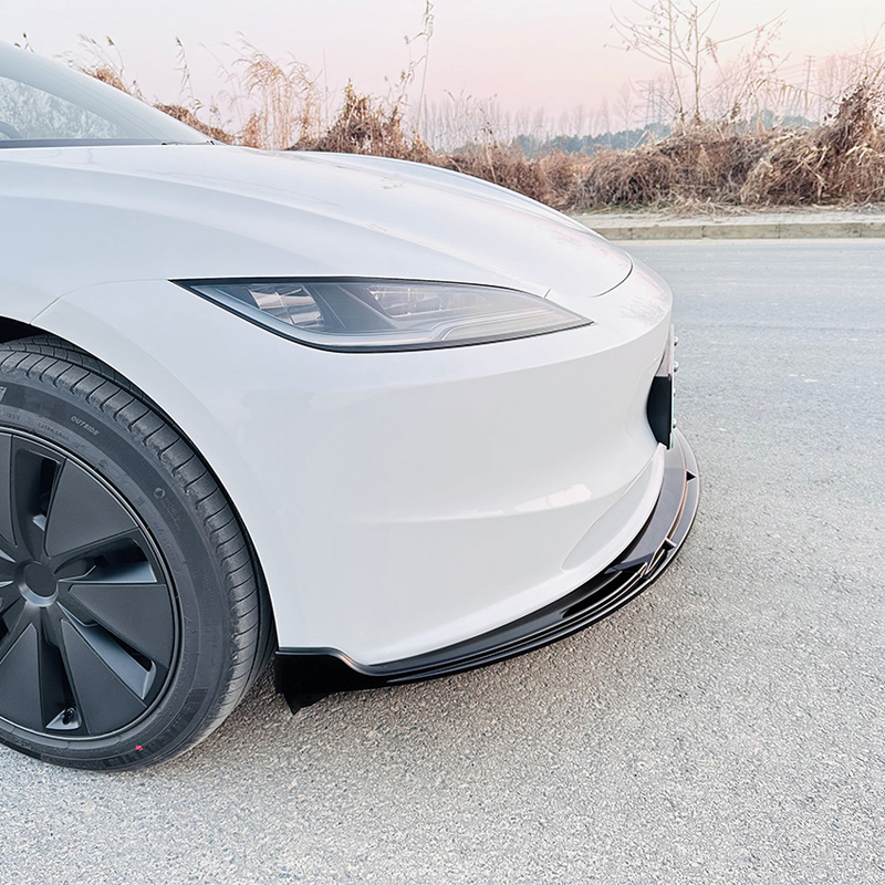 Voorspoilerlip  Tesla Model 3 Facelift 2024- (Glanzend Zwart ABS)