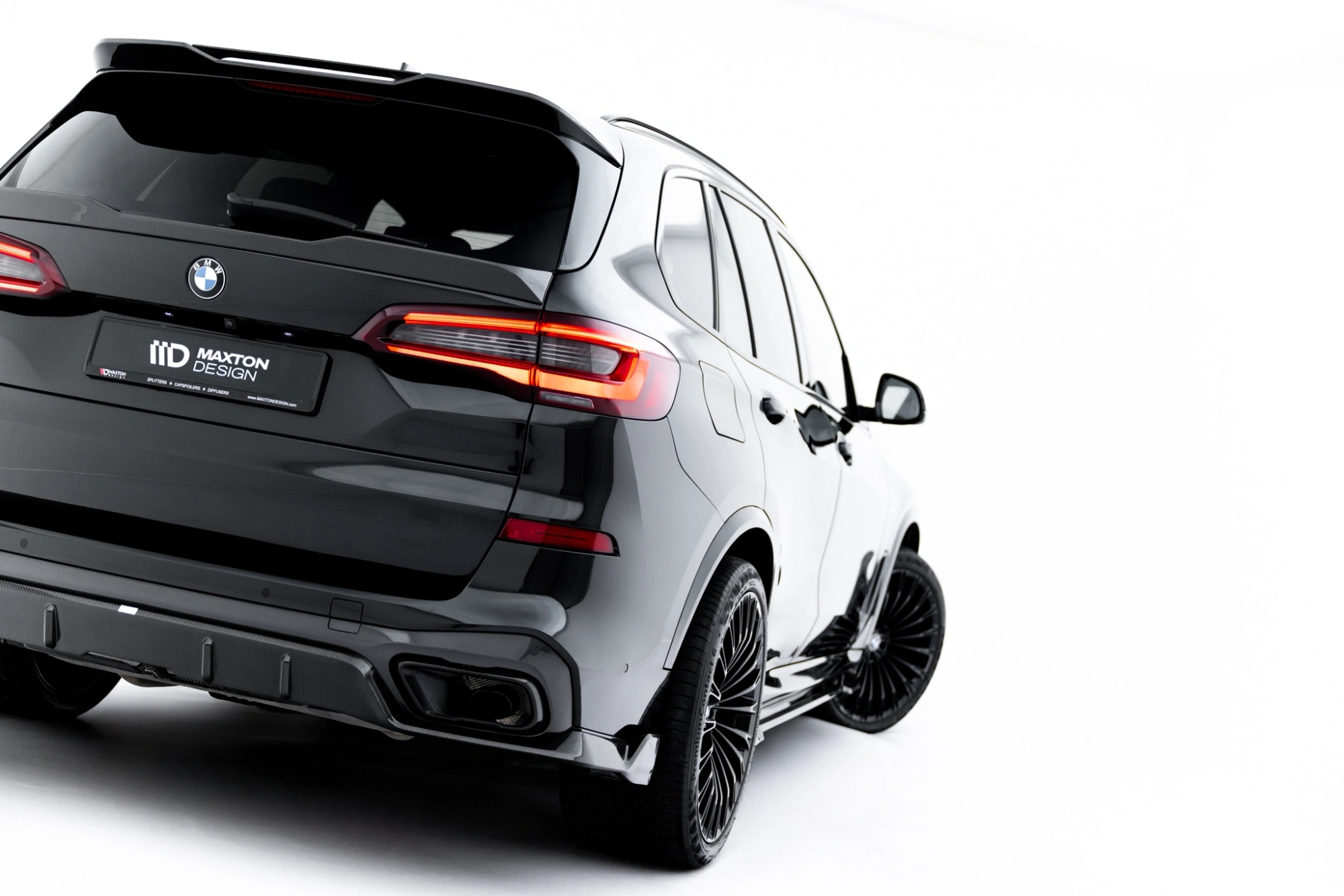 Prepreg Carbon Fiber Rear Diffuser BMW X5 M-Pack G05 (2018–2023)