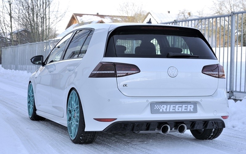 Achterbumper Diffusor Glossy Black Rieger VW Golf R 7