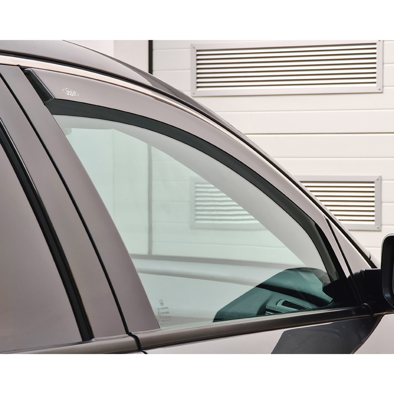 DGA Zijwindschermen  Ford Focus III Sedan/HB 5-deurs/Wagon 2011-2018 (2-delig)