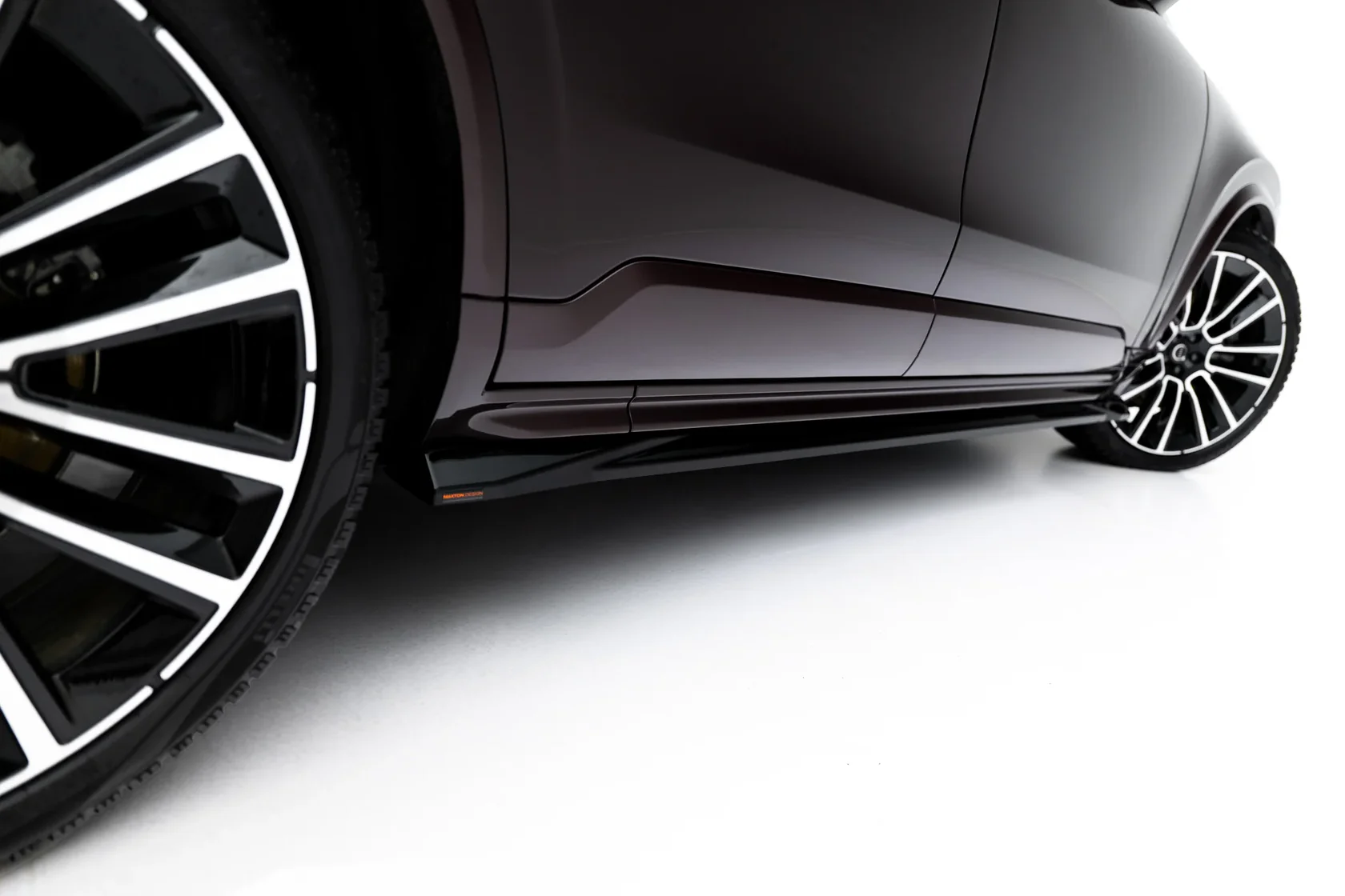 Zijskirts Volvo XC90 Mk2 Facelift 2