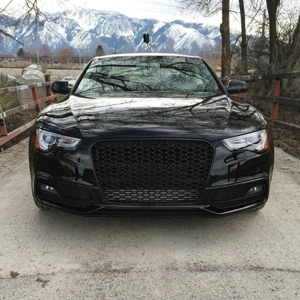 Grill Audi A5 8T 12-16 RS5 Look zwart S-Line