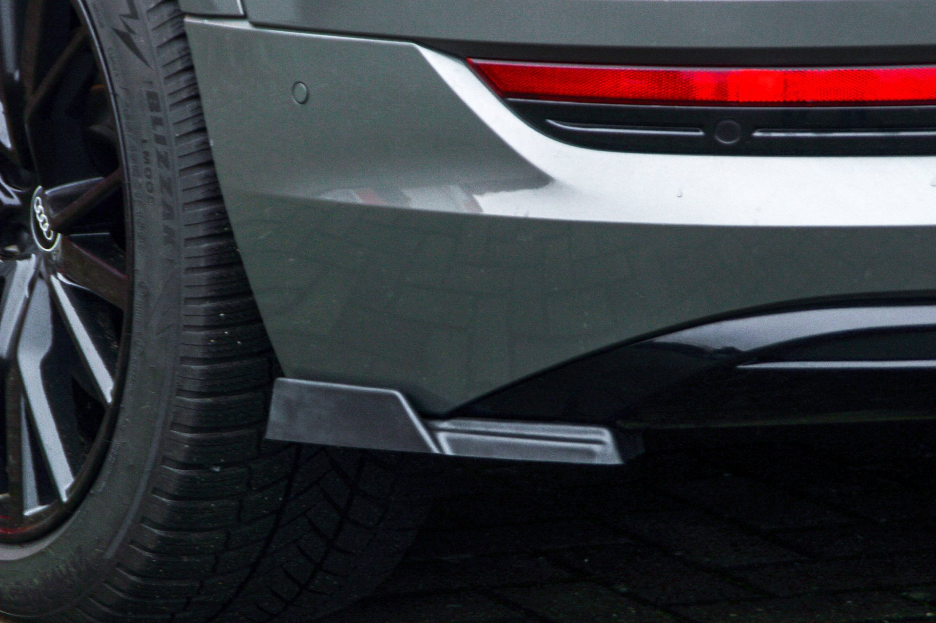 Bodykit Audi E-Tron S-Line IN Tuning Glans Zwart